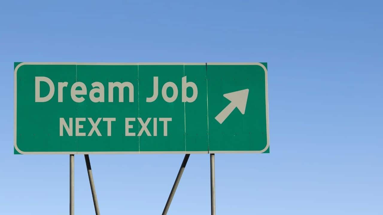Image for TitanHouse Article 'How to Find Your Dream Sales Job and Accelerate Your Career'